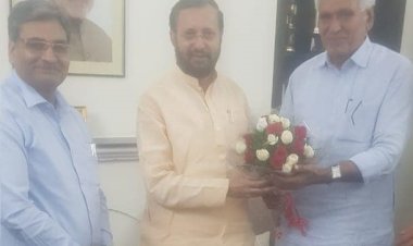 Meeting with Shree Parkash Javdekar Union Minister Govt. of india