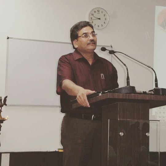 धन्यवाद ज्ञापित करना