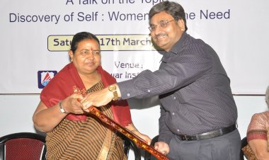 Awarded with  Smt. Damayanti Goyal, Mayor of Ghaziabad