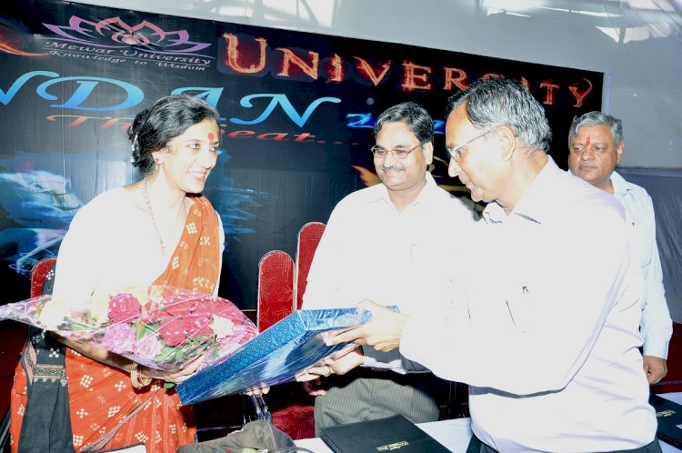 Awarded with Smt. Aditi Mehta Ji, IAS Officer