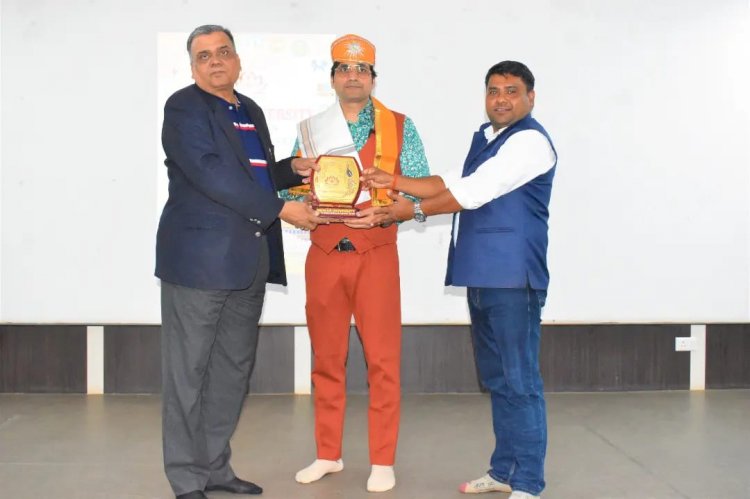 Orientation Program 2022 and Freshers Party (Aagaaz - 2k22) and Live Concert at Mewar University.