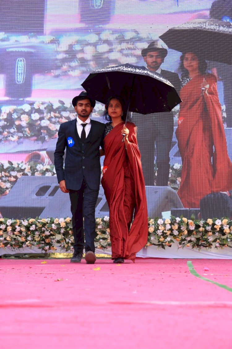 Orientation Program 2022 and Freshers Party (Aagaaz - 2k22) and Live Concert at Mewar University.