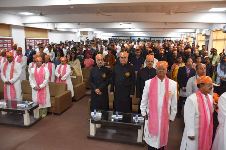 Mewar University celebrated its 7th Convocation ceremony with Joy !