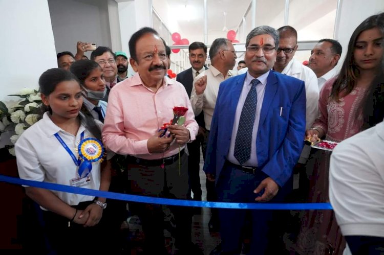 Visit of Former Health and Family Welfare Minister and Member of Parliament Dr. Harsh Vardhan ji at Mewar University.